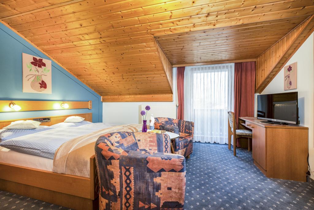 Genusshotel Hohenbogen Neukirchen beim Heiligen Blut Zewnętrze zdjęcie