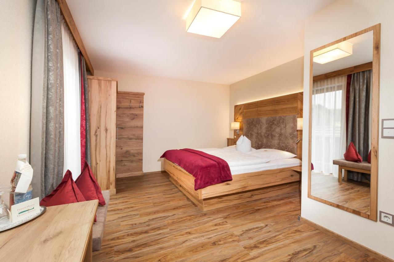 Genusshotel Hohenbogen Neukirchen beim Heiligen Blut Zewnętrze zdjęcie